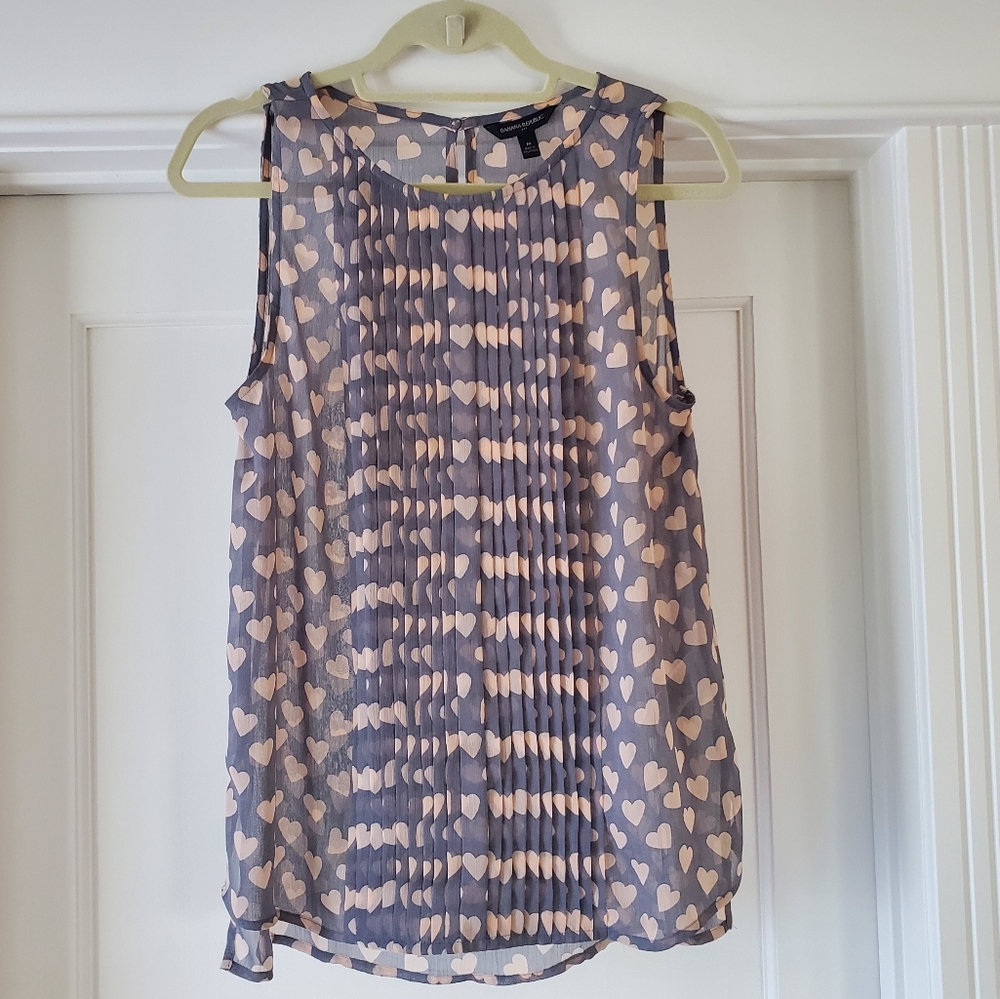 Banana republic sheer pleated chiffon heart shirt, pink and purple, size medium
